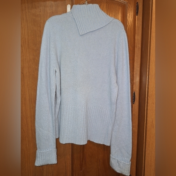 Halogen Lambs Wool/ Angora Rabbit/Nylon Split Turtleneck Sweater In A Large. - Picture 2 of 6